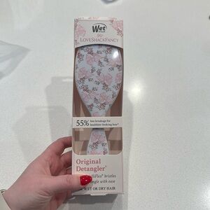 🎀Love Shack Fancy Wet Brush Original Detangler NWT!